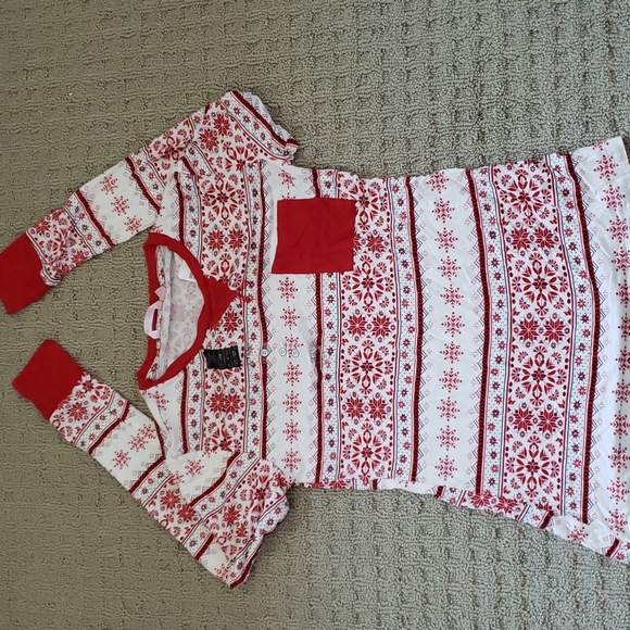 brand new pajama set from la vie en rose - Picture 3 of 3